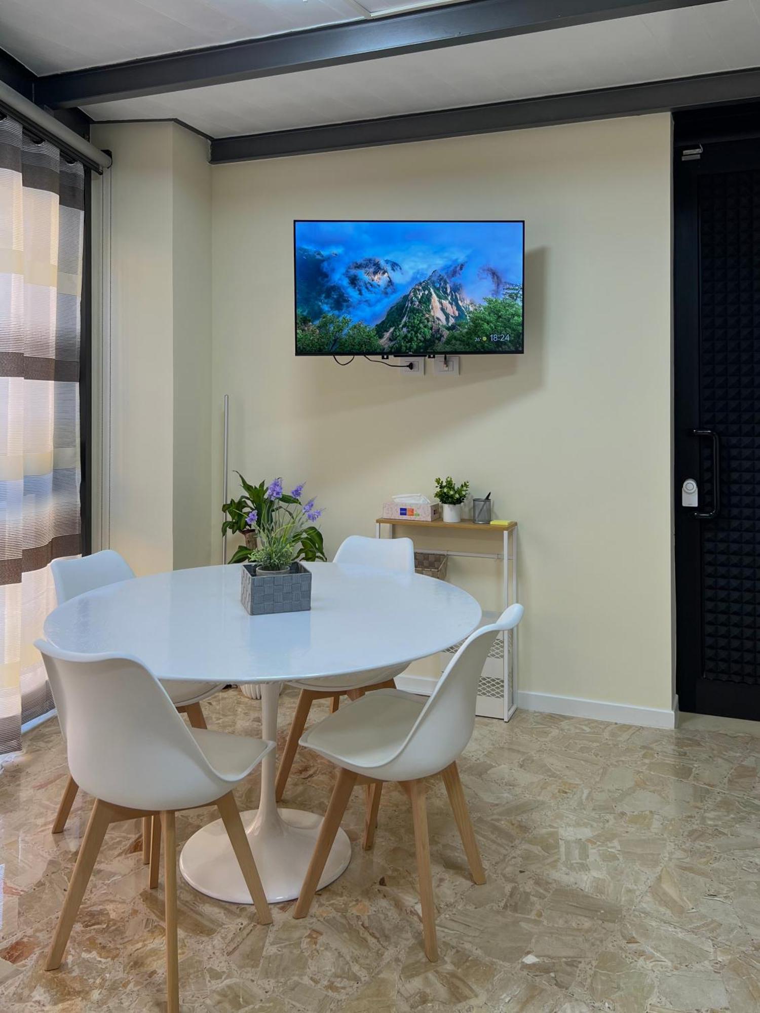 Loft32Pavia, Moderno Appartamento Di 60Mq In Zona Stazione ภายนอก รูปภาพ